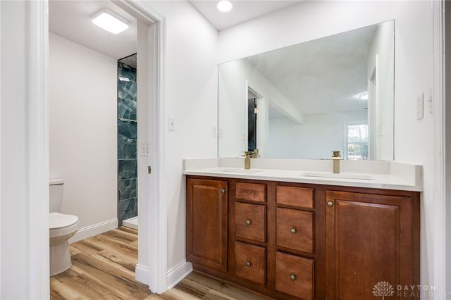 9550 Paragon Road, Dayton, OH 45458