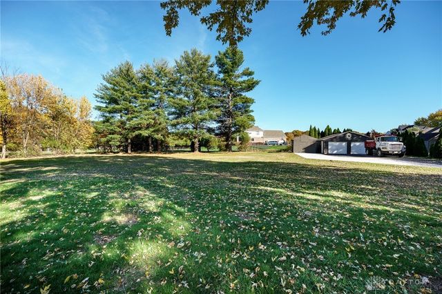 9550 Paragon Road, Dayton, OH 45458