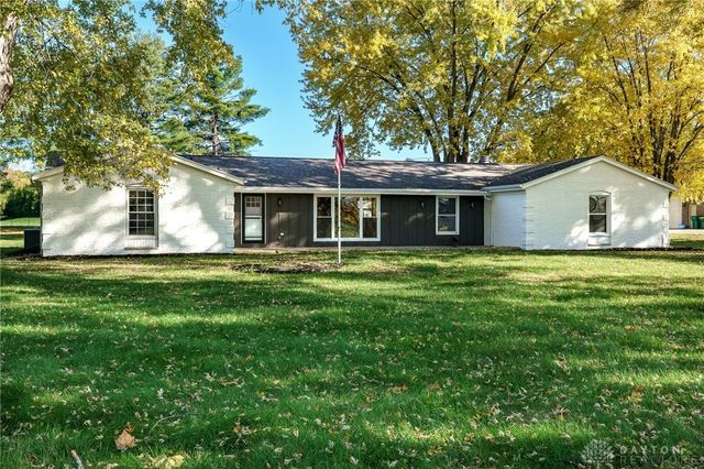 9550 Paragon Road, Dayton, OH 45458