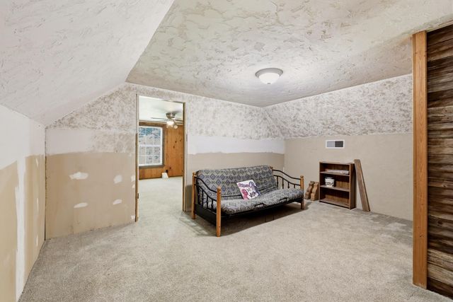 12501 N CR 240, Henderson, TX 75652