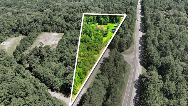 12501 N CR 240, Henderson, TX 75652