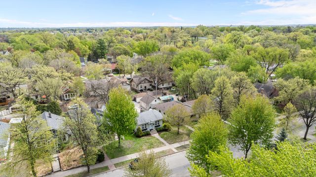 4833 14th Avenue S, Minneapolis, MN 55417