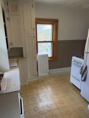 4833 14th Avenue S, Minneapolis, MN 55417