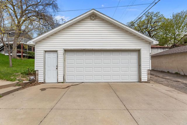 4833 14th Avenue S, Minneapolis, MN 55417