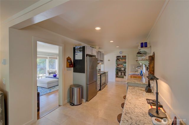 1115 34th Street, Seaview, WA 98644