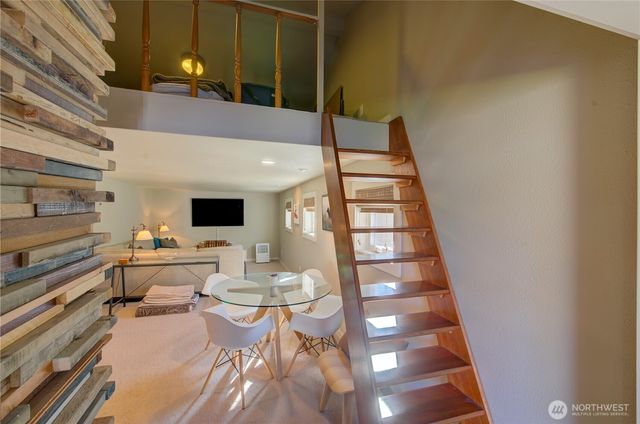 1115 34th Street, Seaview, WA 98644