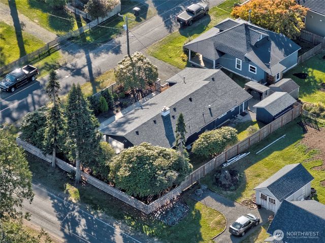 1115 34th Street, Seaview, WA 98644