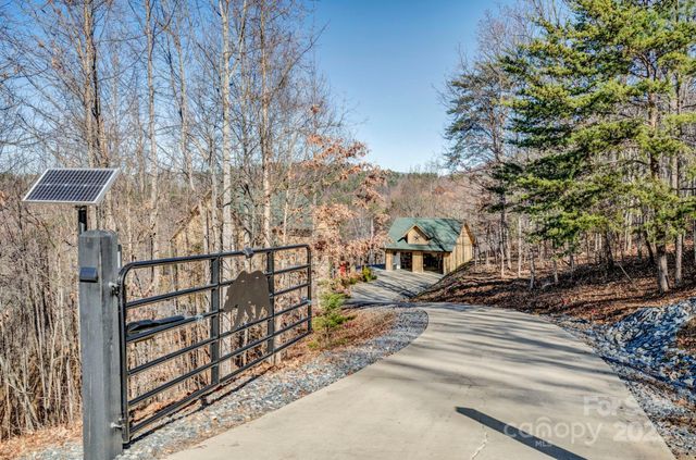 146 Sarinac Drive, Bostic, NC 28018