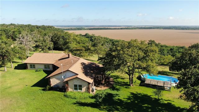 1640 Long Mountain Rd, Gause, TX 77857