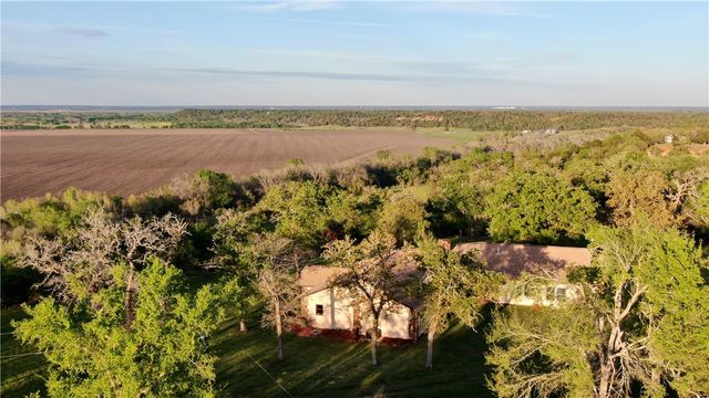 1640 Long Mountain Rd, Gause, TX 77857