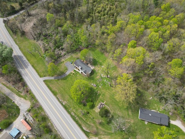 10031 South Highway 27, Burnside, KY 42519