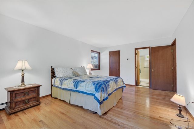 33 Farview Road, Hopewell Junction, NY 12533