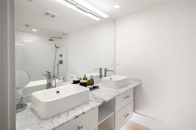 3554 Ocean Drive 802S, Vero Beach, FL 32963