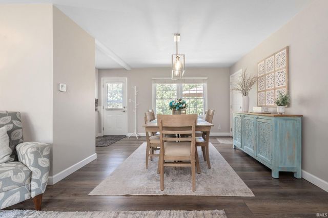 1532 Ash Drive W, Elkhart, IN 46514