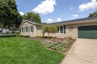 1532 Ash Drive W, Elkhart, IN 46514