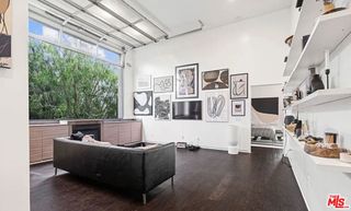 615 6TH Avenue 1/2, Venice, CA 90291