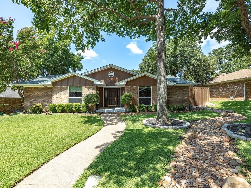 4908 Ridgeline Drive, Arlington, TX 76017