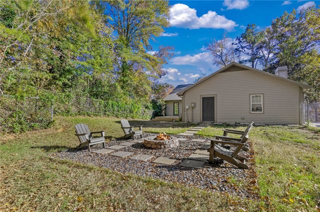 236 Heathwood Drive, Spartanburg, SC 29307