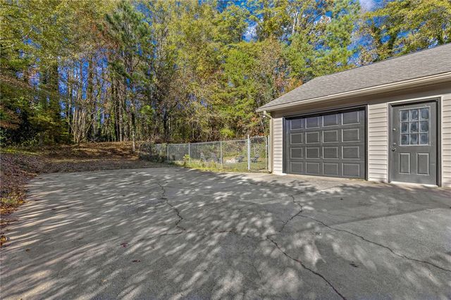 236 Heathwood Drive, Spartanburg, SC 29307
