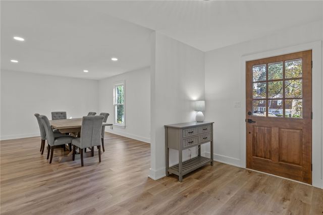 236 Heathwood Drive, Spartanburg, SC 29307