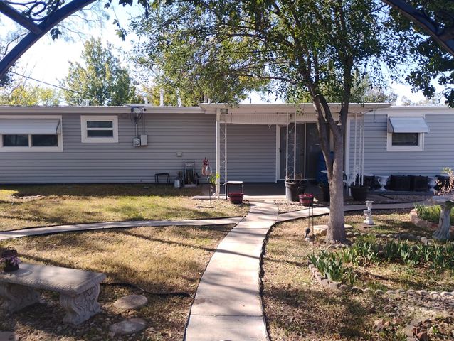 1116 Clairmont St, San Angelo, TX 76905