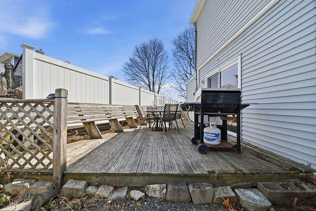 15 Verdmont Ave, Lynn, MA 01904