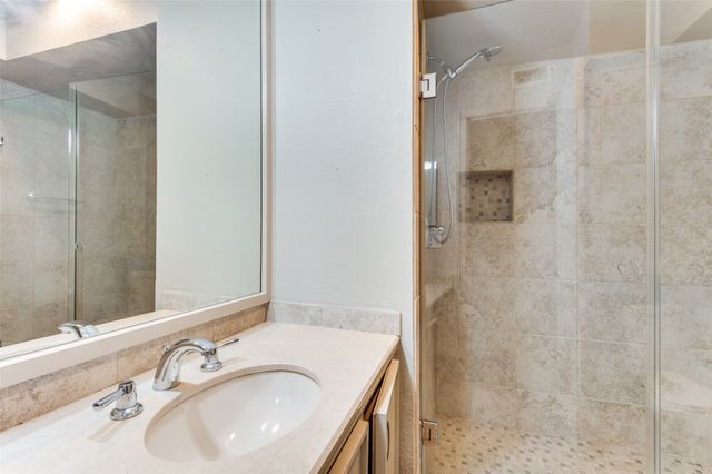 11310 Park Central Place A, Dallas, TX 75230