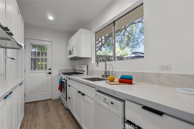 1757 June Lane, Glendale, CA 91208