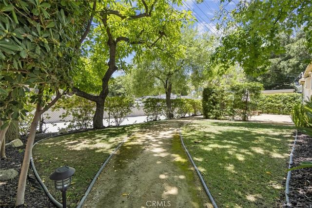 1757 June Lane, Glendale, CA 91208