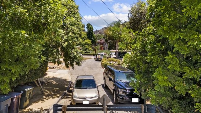 1757 June Lane, Glendale, CA 91208