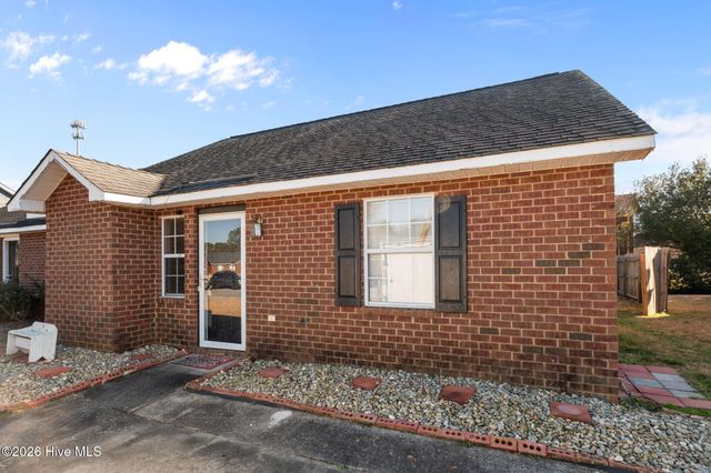 3303 Parkway Court B, Greenville, NC 27834