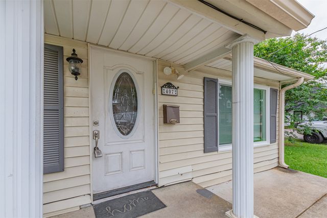 407 W 4th Street, Kaufman, TX 75142
