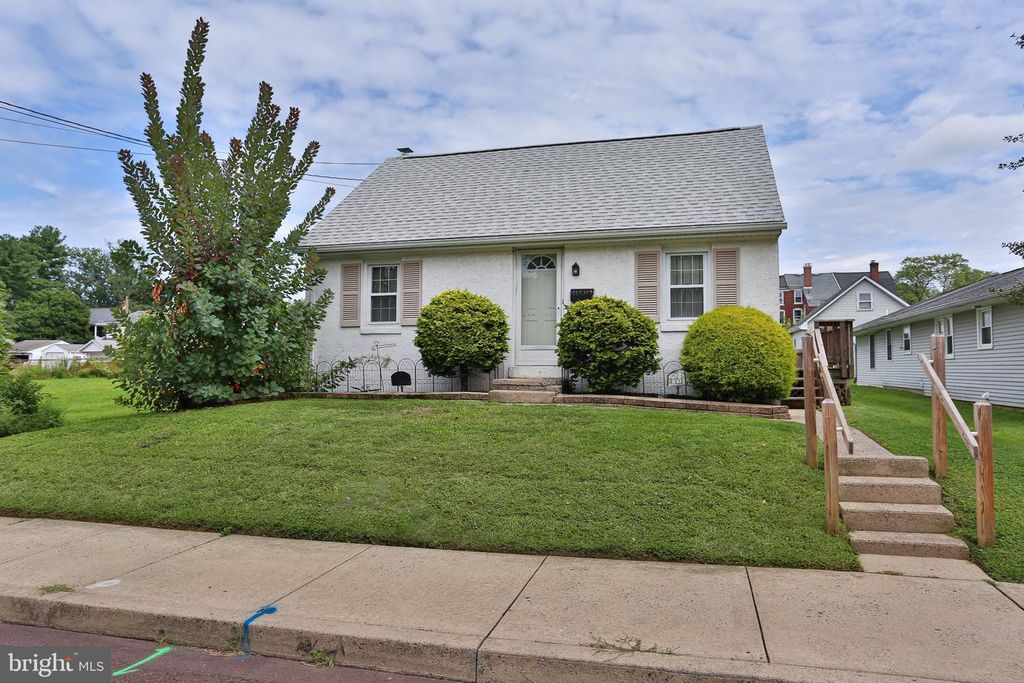 133 FRANKLIN AVE, SOUDERTON, PA 18964 — photo 2