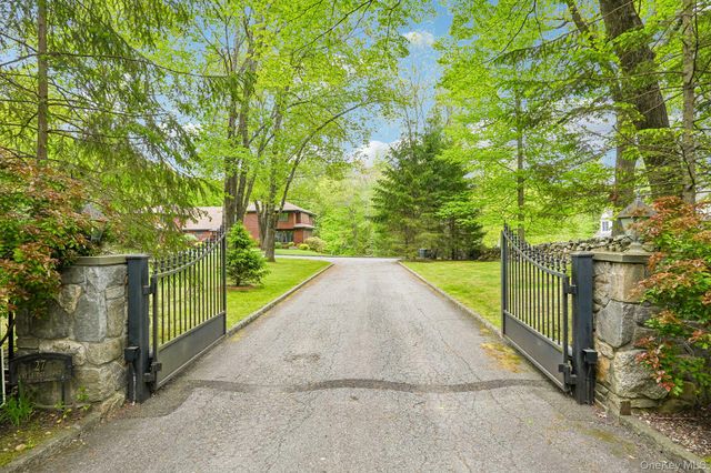 27 Cat Ridge Road, North Salem, NY 10560
