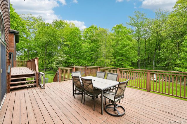 27 Cat Ridge Road, North Salem, NY 10560