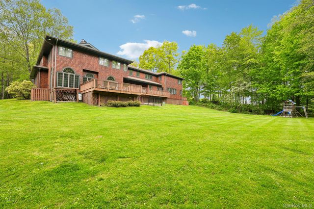 27 Cat Ridge Road, North Salem, NY 10560