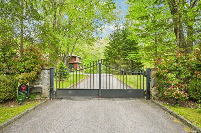 27 Cat Ridge Road, North Salem, NY 10560
