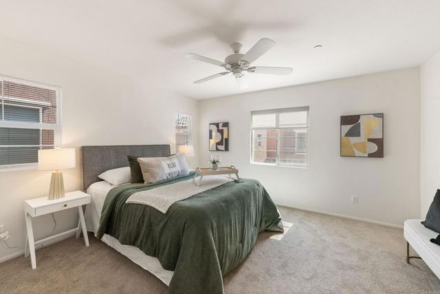 623 Calle Vibrante, Palm Desert, CA 92211