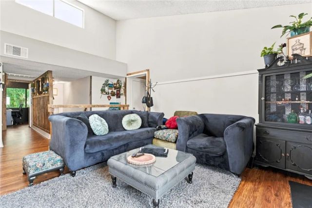 12637 Ralston 5, Sylmar, CA 91342