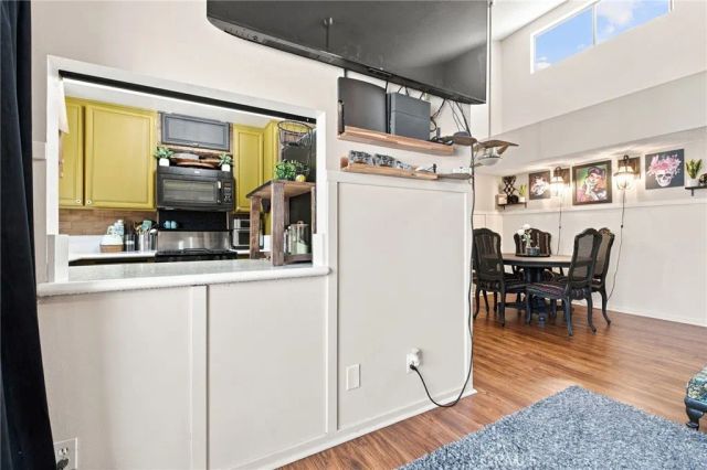 12637 Ralston 5, Sylmar, CA 91342