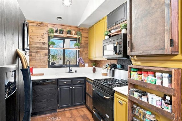 12637 Ralston 5, Sylmar, CA 91342