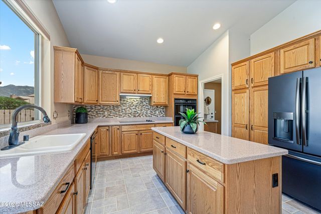 37648 S Skyline Drive, Tucson, AZ 85739
