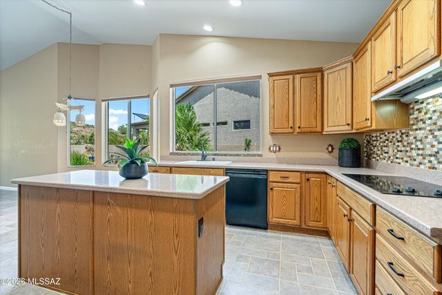 37648 S Skyline Drive, Tucson, AZ 85739