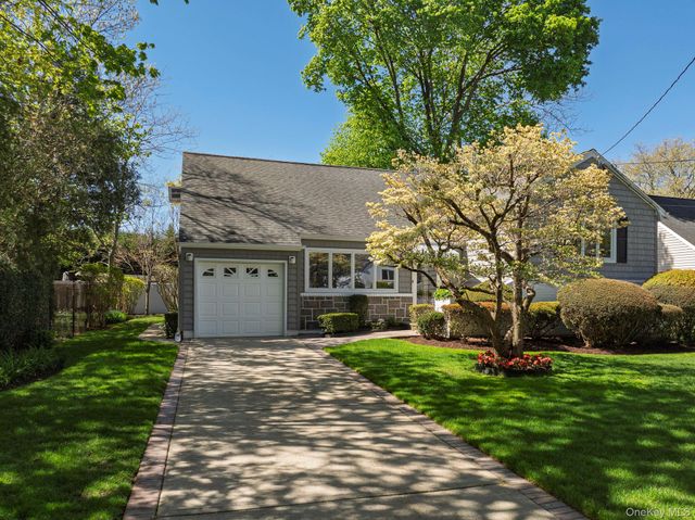 1076 Melissa Lane, North Bellmore, NY 11710