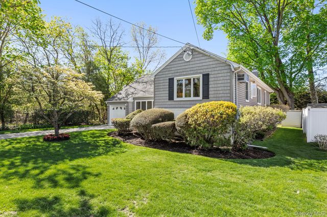 1076 Melissa Lane, North Bellmore, NY 11710