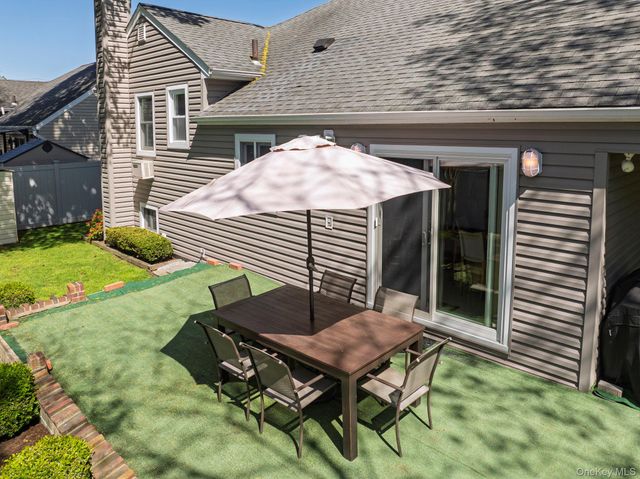 1076 Melissa Lane, North Bellmore, NY 11710