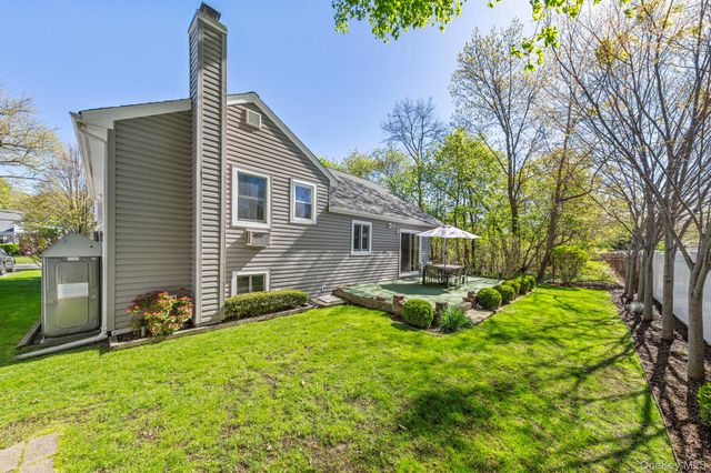 1076 Melissa Lane, North Bellmore, NY 11710