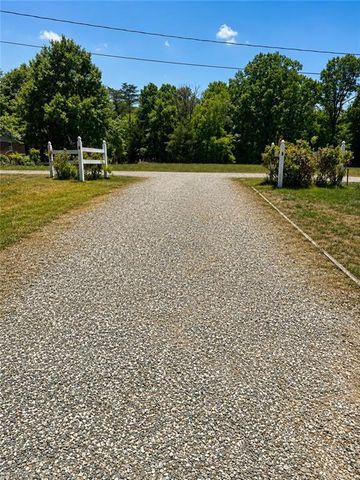 1214 Violet Court, Burlington, NC 27217