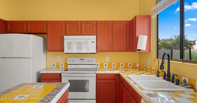 794 S MARTINIQUE Drive, Gilbert, AZ 85233