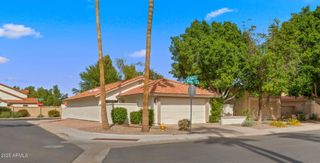 794 S MARTINIQUE Drive, Gilbert, AZ 85233